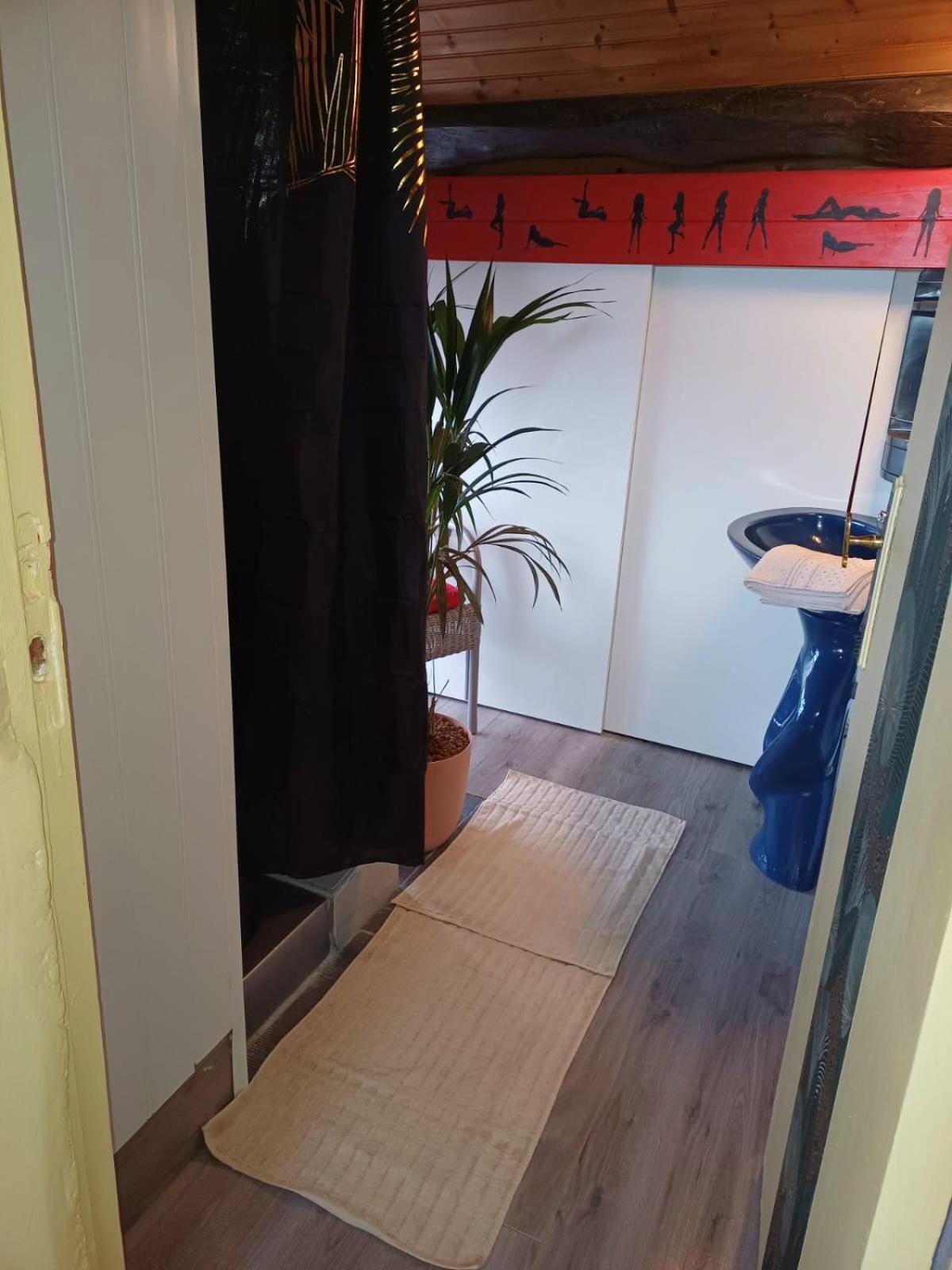 Le Lion Dort Bed and Breakfast Cormeilles-en-Parisis Buitenkant foto